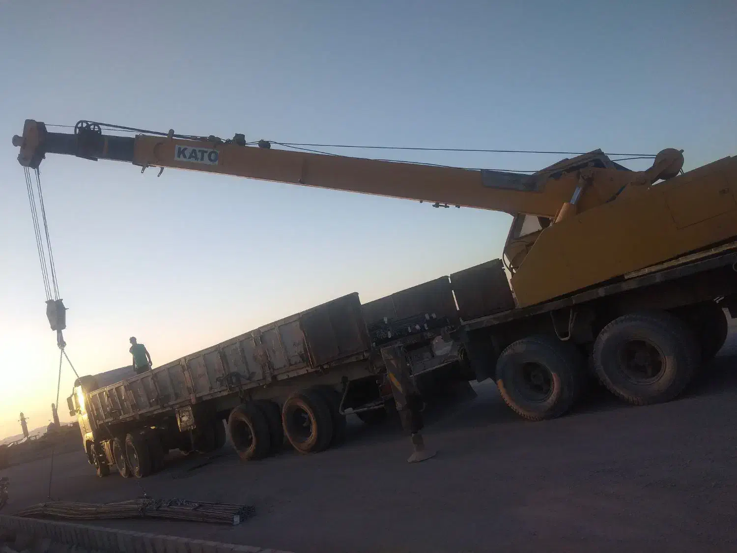 جرثقیل 16تن کاتو|خودرو سنگین|کرمان, |دیوار