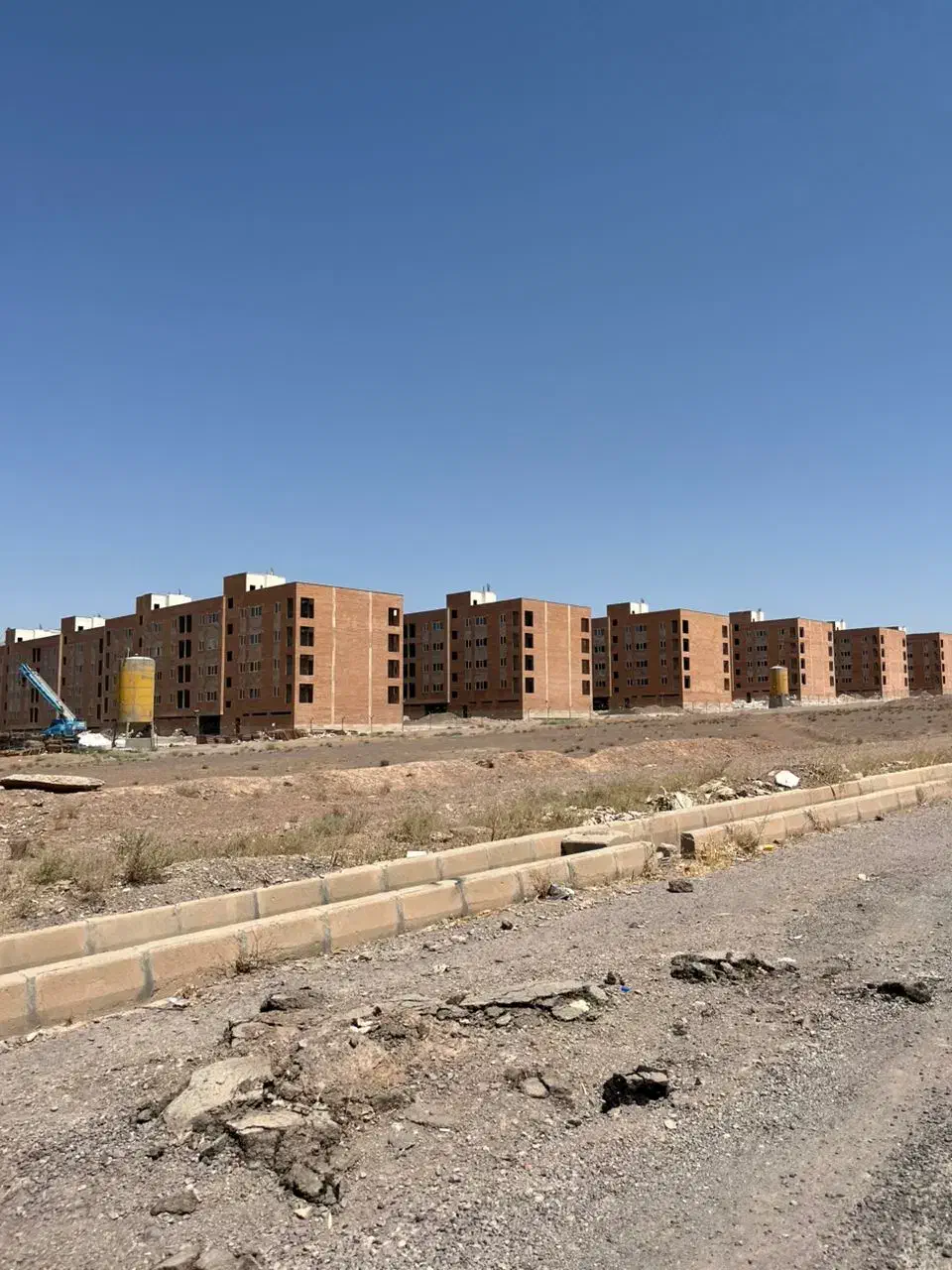 فاز ۷ شمال ایلیا سازه پارت دوخوابه بر بلوار اصلی|فروش آپارتمان|پرند, فاز ۷|دیوار