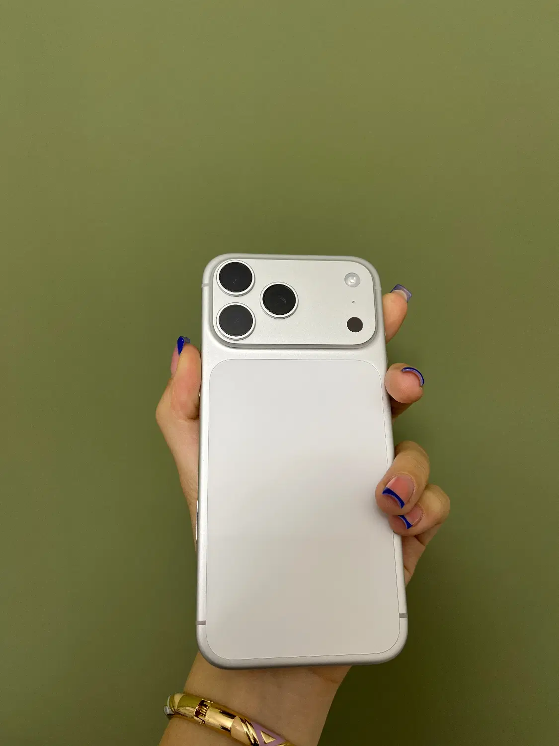 iPhone 17 pro max|موبایل|شیراز, انجیر|دیوار