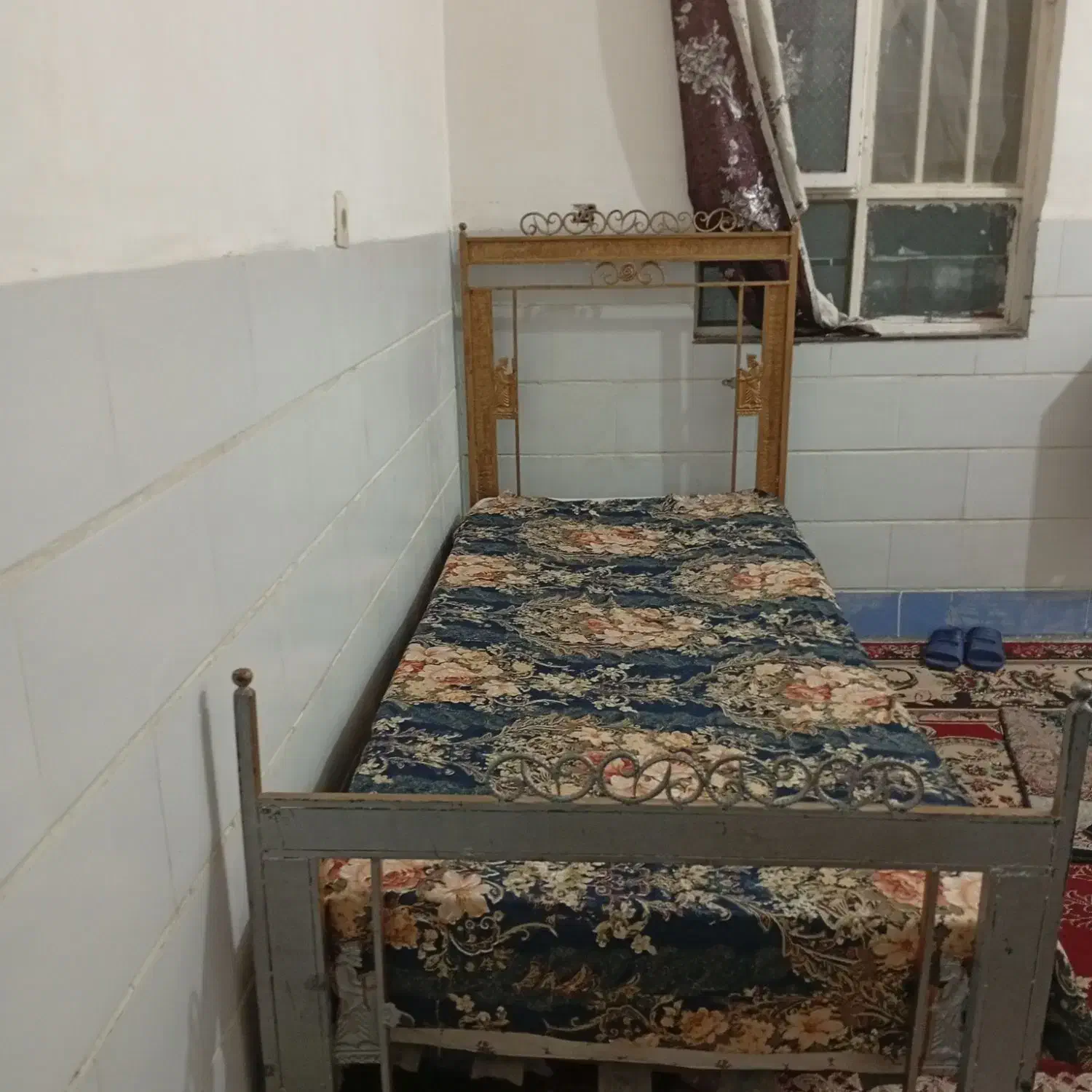 تختخواب تک نفر|تخت و سرویس خواب|دهدشت, |دیوار