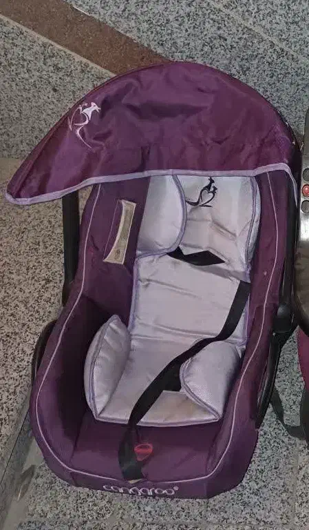 کریر کودک|کالسکه و لوازم جانبی|قم, زنبیل آباد|دیوار