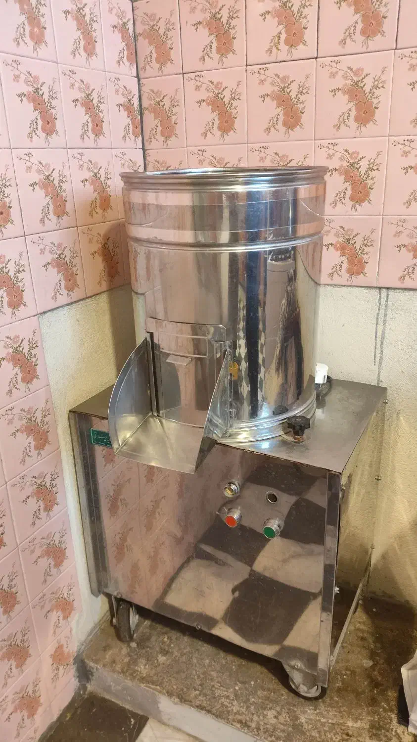 سبزی خرد کن مارک صلواتی|خردکن، آسیاب، غذاساز|بروجن, |دیوار