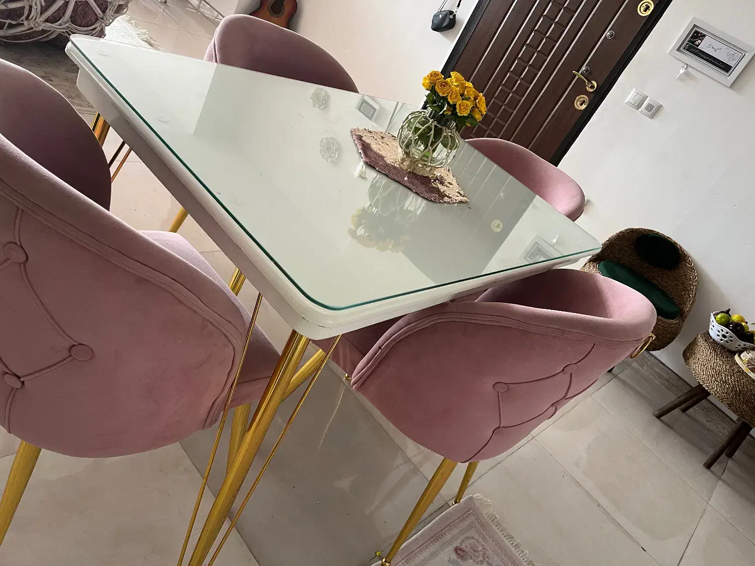 مبلمان و‌میز ناهار خوری|مبلمان خانگی و میز عسلی|رودسر, |دیوار