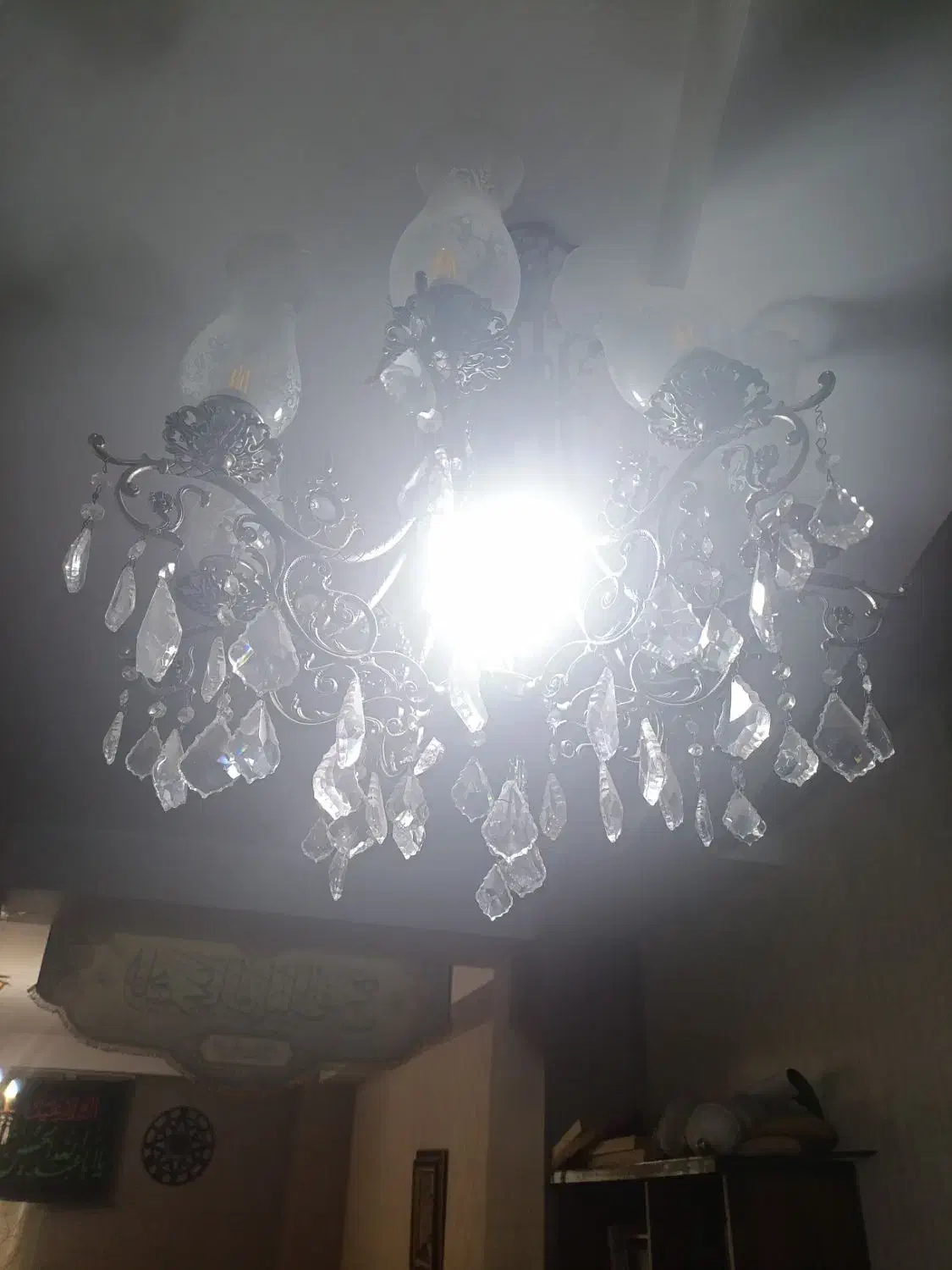 لوستر|لوستر و چراغ آویز|پردیس, فاز ۸|دیوار