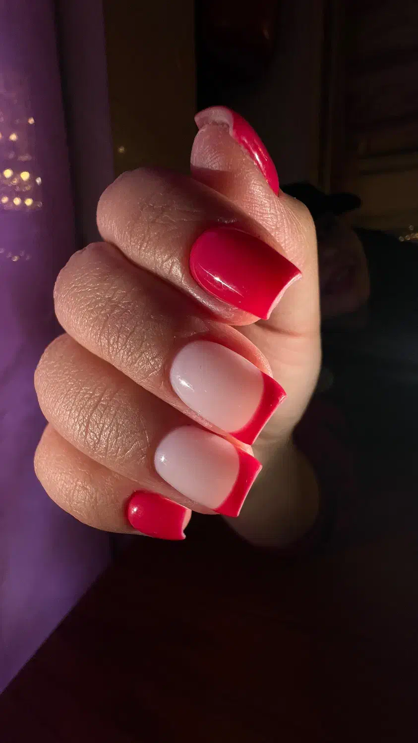 خدمات تخصصی ناخن تخفیف محدود|خدمات آرایشگری و زیبایی|خمینی‌شهر, |دیوار