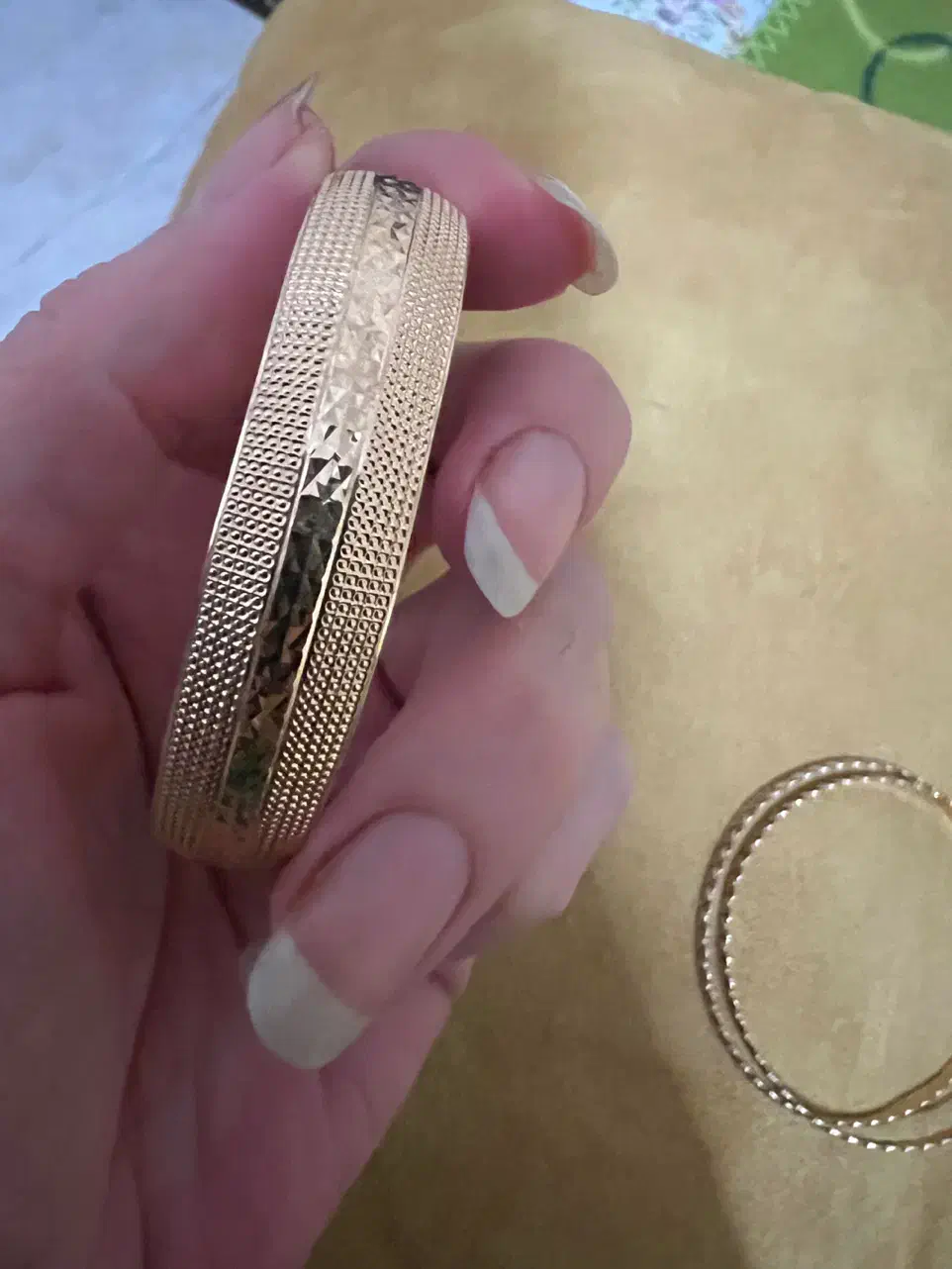 طلای بسیار شیک ۲٪ بالای تابلو|جواهرات|قزوین, |دیوار