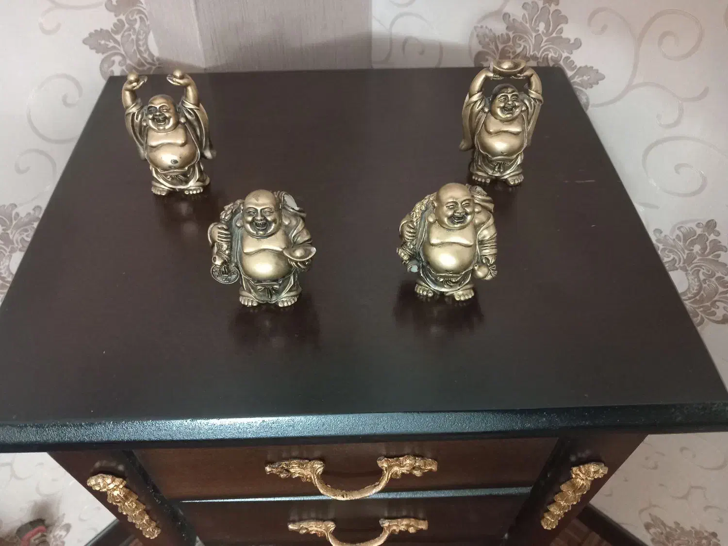 میزتلفن ومجسمه وجاکلیدی پلی استر|میز تلفن|همدان, |دیوار