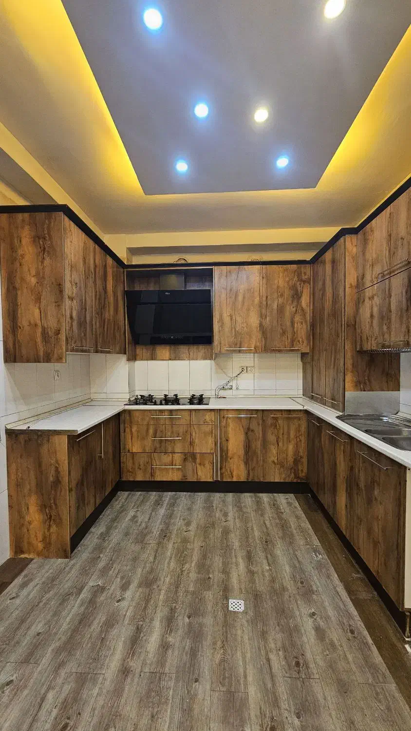 ویودار/قابل رهن/آسانسور/وام تسویه|فروش آپارتمان|هشتگرد, فاز ۷ مهستان|دیوار