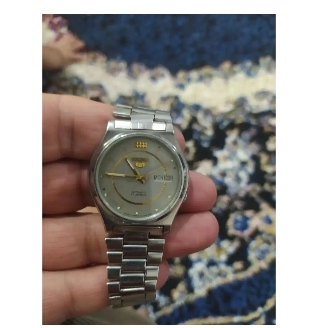 ساعت|ساعت|اصفهان, بهارستان|دیوار