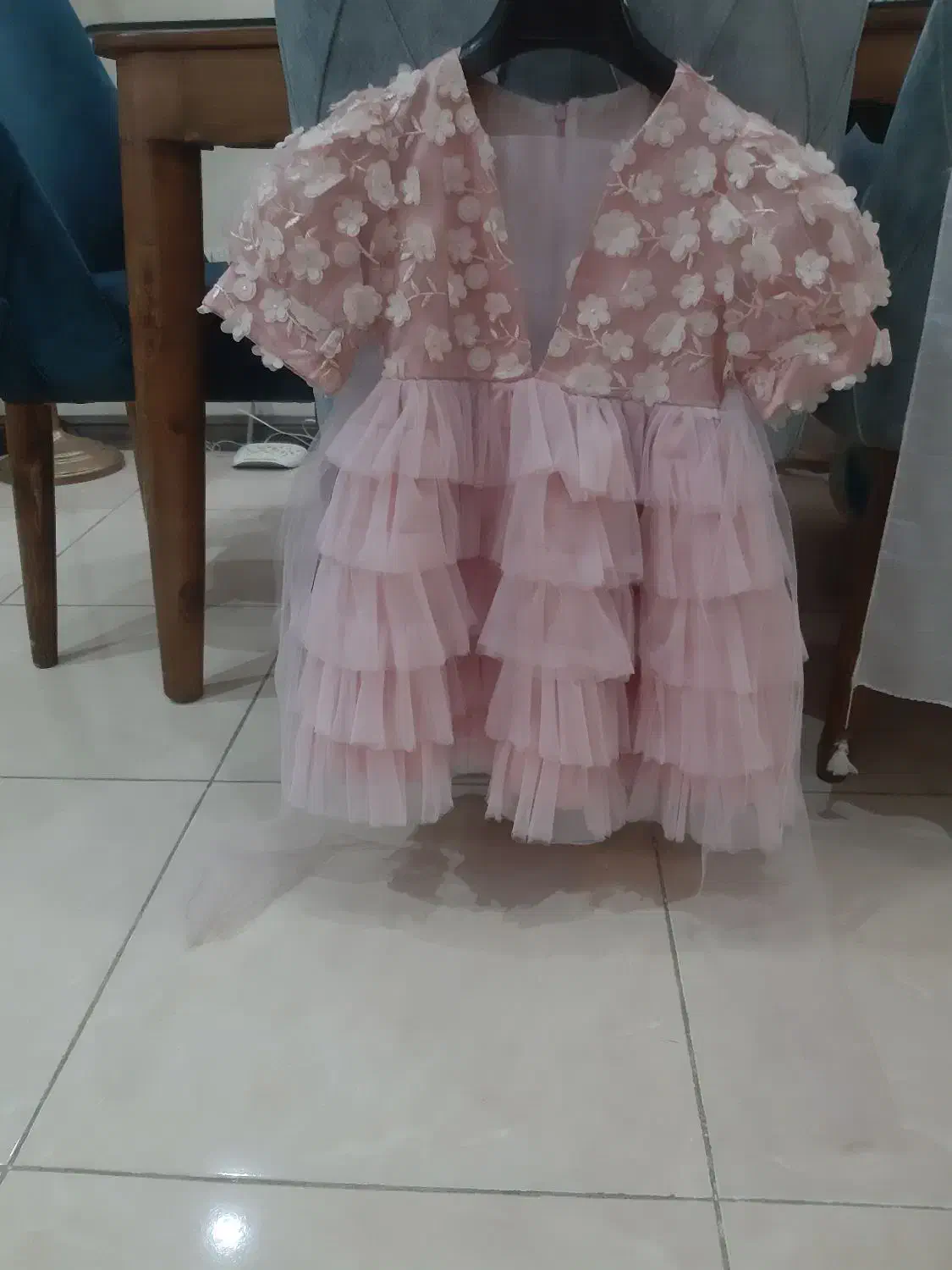 پیراهن مجلسی دخترونه|کفش و لباس بچه|رشت, گلسار|دیوار