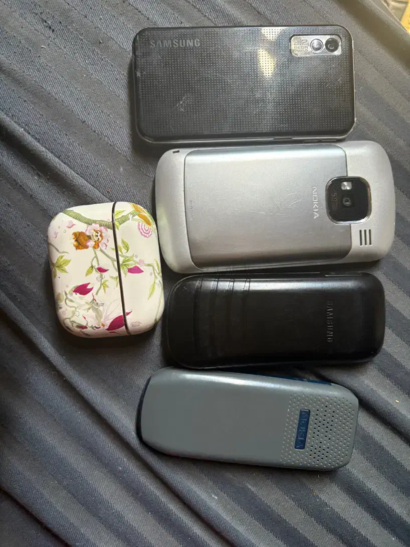 گوشی و ایرپاد|موبایل|کرج, فاز ۳ مهرشهر|دیوار