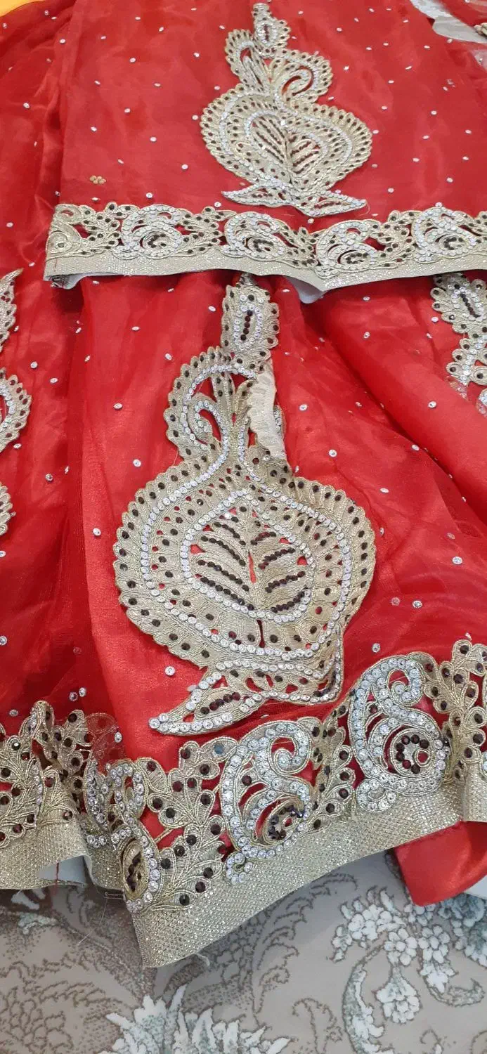 لباس محلی بختیاری|لباس|فولادشهر, مسکن مهر فولادشهر|دیوار