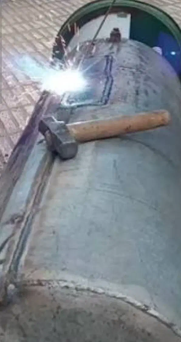 تعمیر آبگرمکن زمینی جوشکاری مخزن ابگرمکن ایستاده|خدمات پیشه و مهارت|همدان, |دیوار