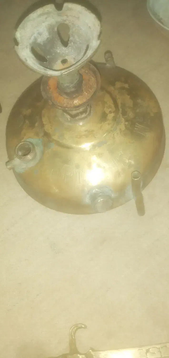 چراغ قدیمی پریموس تلمبه ای|کلکسیون اشیاء عتیقه|زابل, |دیوار