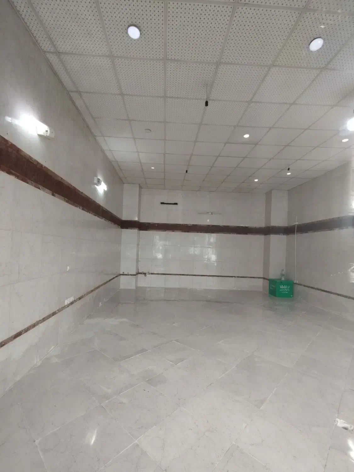 مغازه ۵۰ متر / بر خیابان اصلی امام خمینی / بر بزرگ|اجارهٔ مغازه و غرفه|قرچک, مهدیه|دیوار