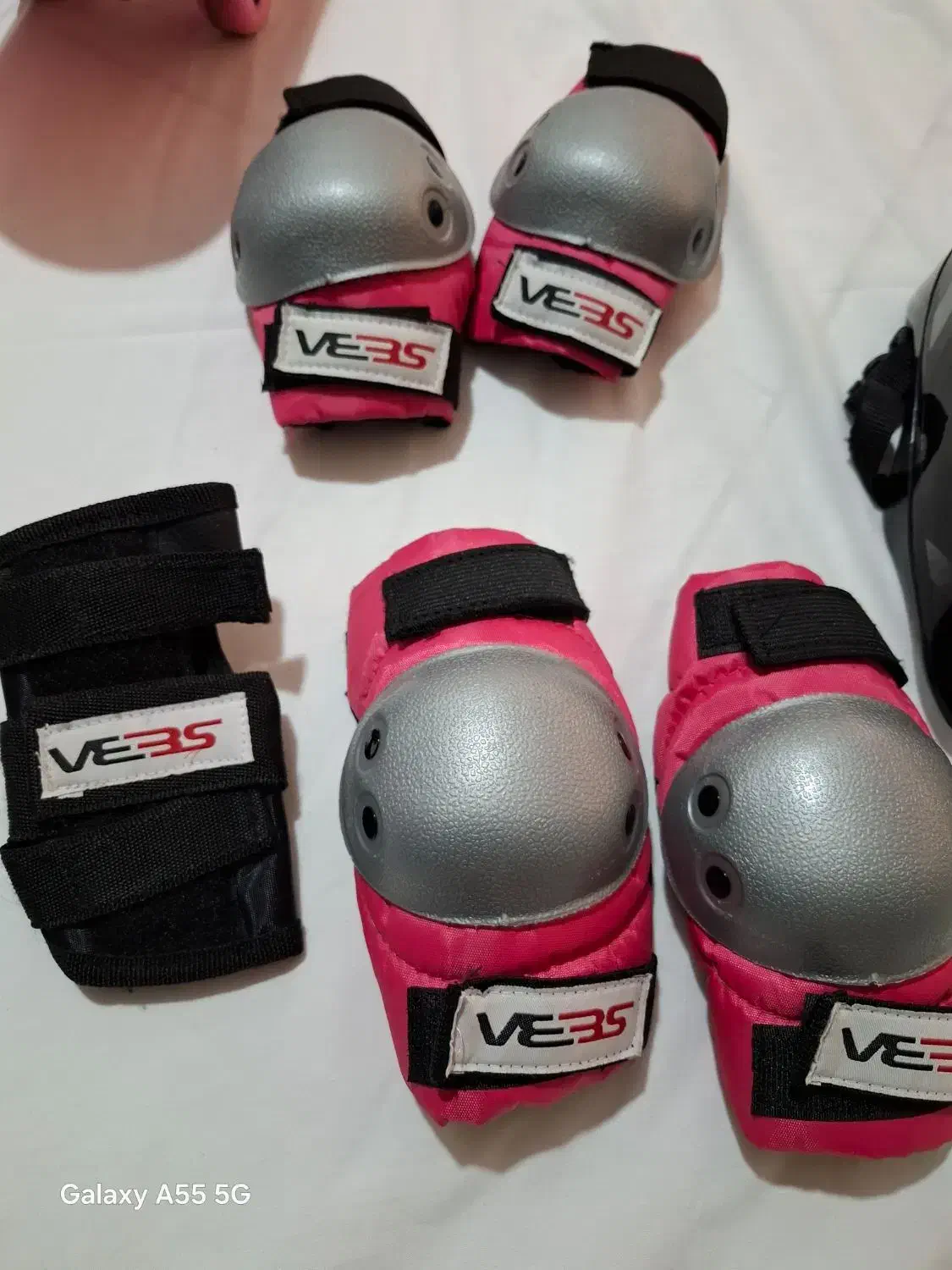 لوازم بچه|تخت و صندلی بچه|فردیس, سرحدی|دیوار