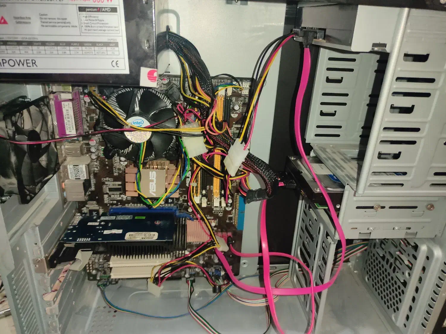 کامپیوتر و مانیتور اداری تمیز|رایانه رومیزی|بندر کنگان, |دیوار