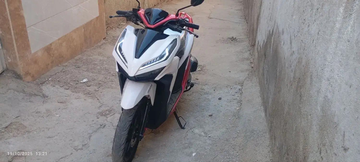 کلیک دلتا ۱۵۰|موتورسیکلت|بروجرد, |دیوار