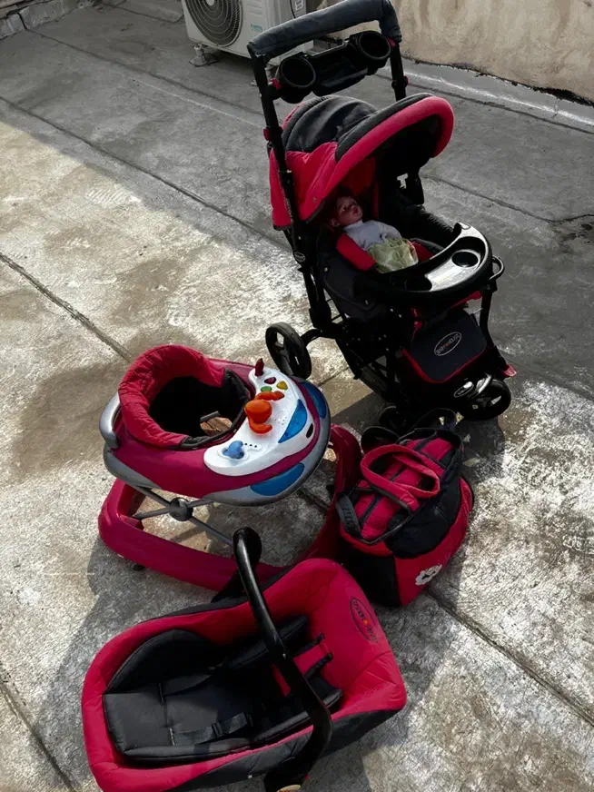 ست کالسکه، کریر، روروعک و کیف و تاب|کالسکه و لوازم جانبی|گلستان (تهران), |دیوار