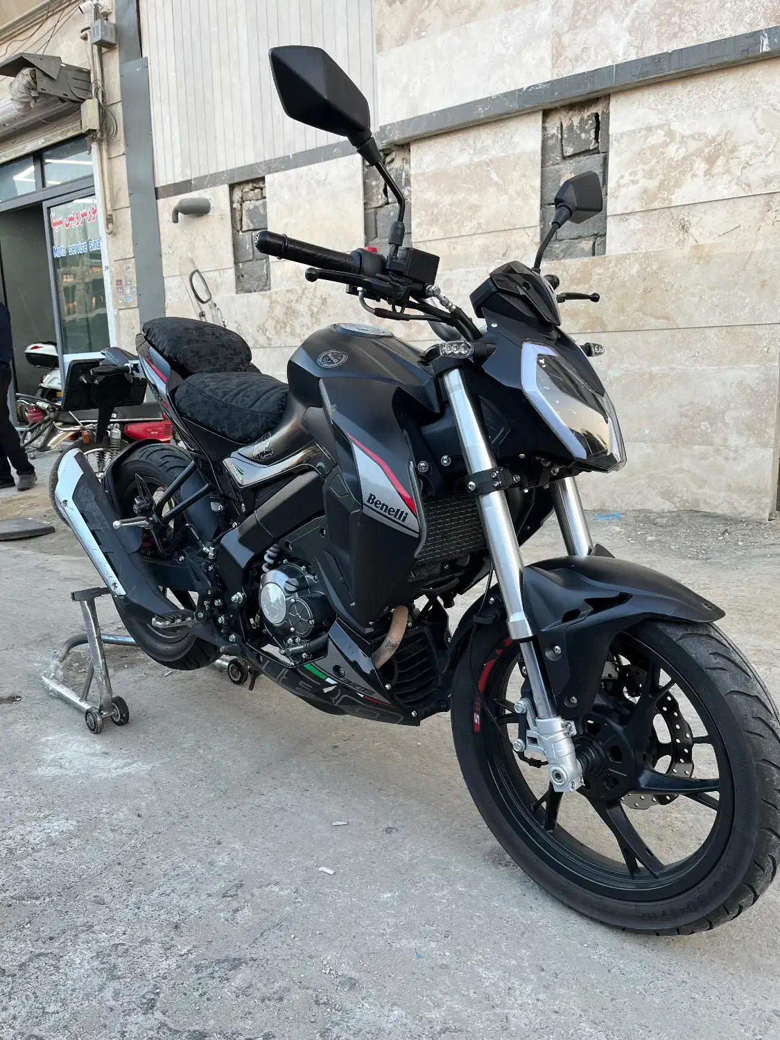 بنلی ۱۸۰|موتورسیکلت|تهران, افسریه جنوبی|دیوار