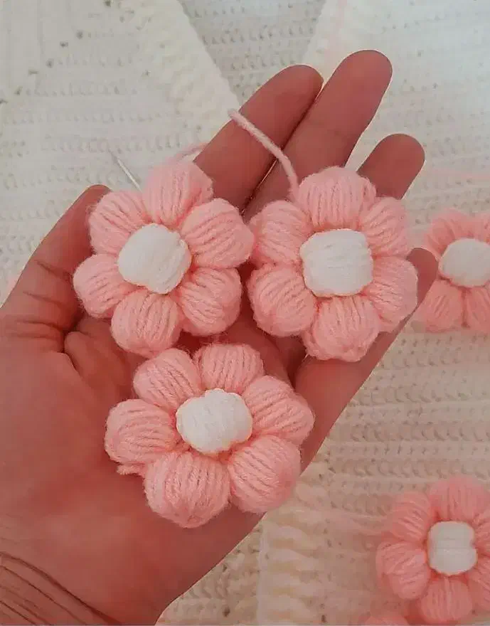 گل تزیینی گل بافتنی گل دستباف|صنایع دستی و سایر لوازم تزئینی|رشت, توشیبا|دیوار