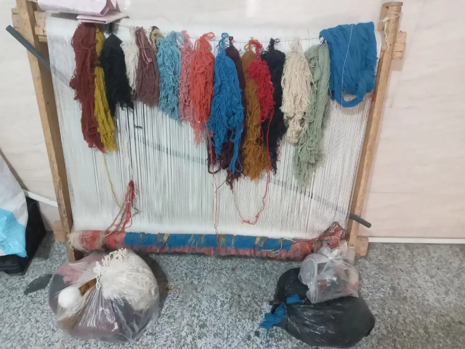 دار قالی با مقداری خاما|صنایع دستی و سایر لوازم تزئینی|اردبیل, |دیوار