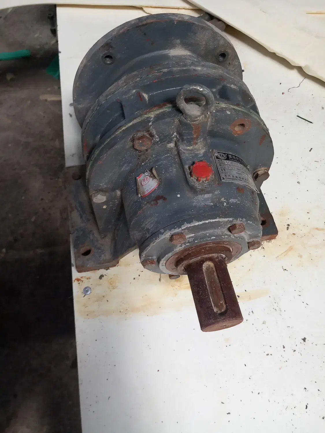 گیربکس صنعتی سایکلو و پمپ هیدرولیک حرکت لودر|ماشینآلات صنعتی|مشهد, چاهشک|دیوار