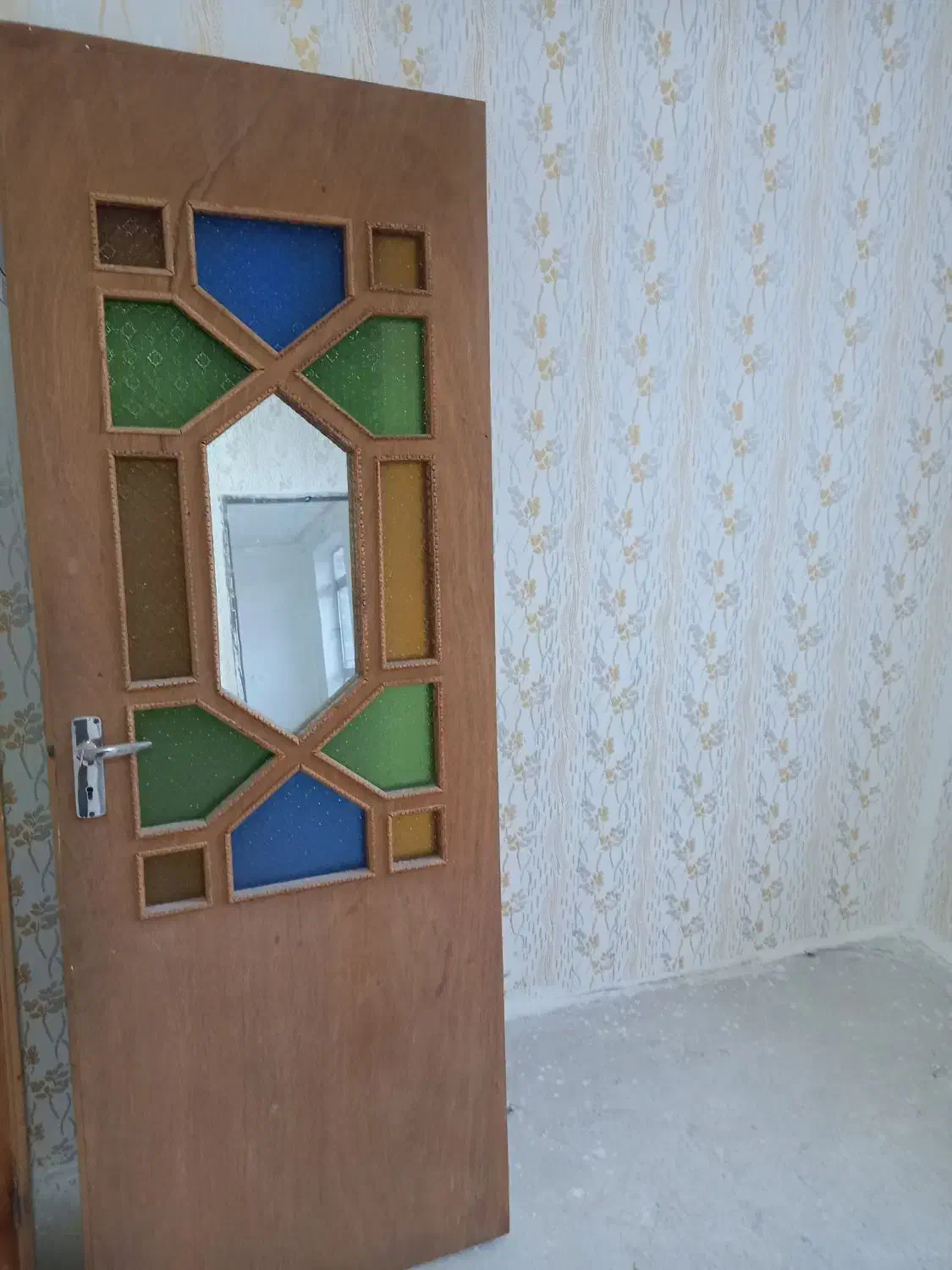 درب چوبی مشجر طرح وکیفیت خوب وبسیارمحکم|مصالح و تجهیزات ساختمان|سراب, |دیوار