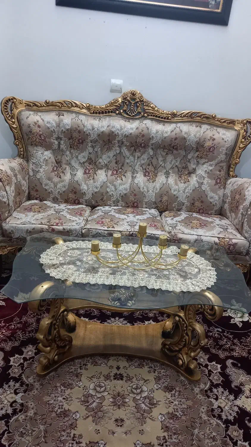 مبل سلطنتی 9نفره بسیار زیبا وسالم|مبلمان خانگی و میز عسلی|الیگودرز, |دیوار