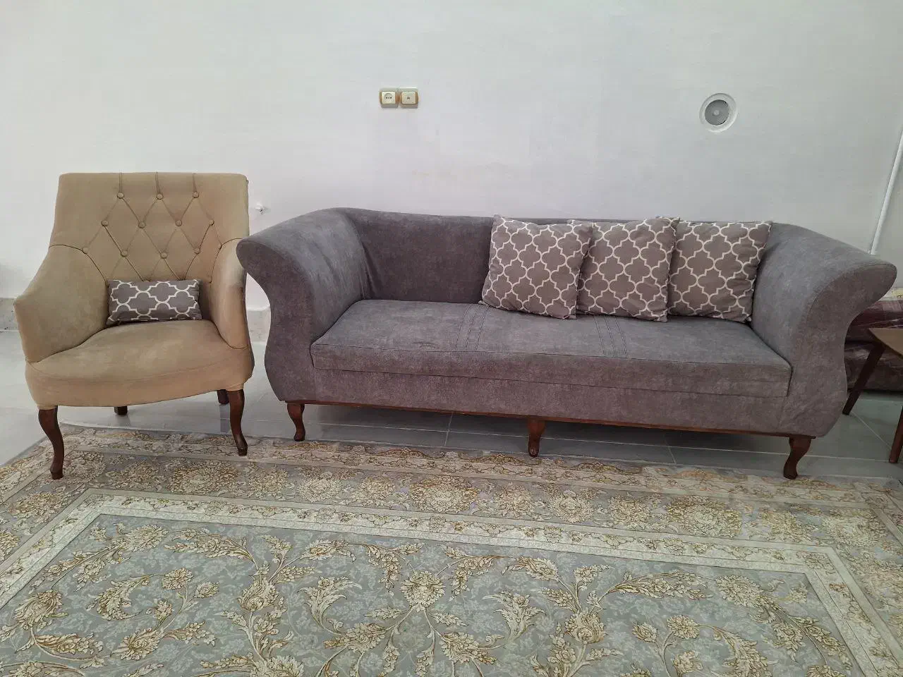 مبل ۷ نفره راحتی|مبلمان خانگی و میز عسلی|گلبهار, شهر جدید گلبهار|دیوار