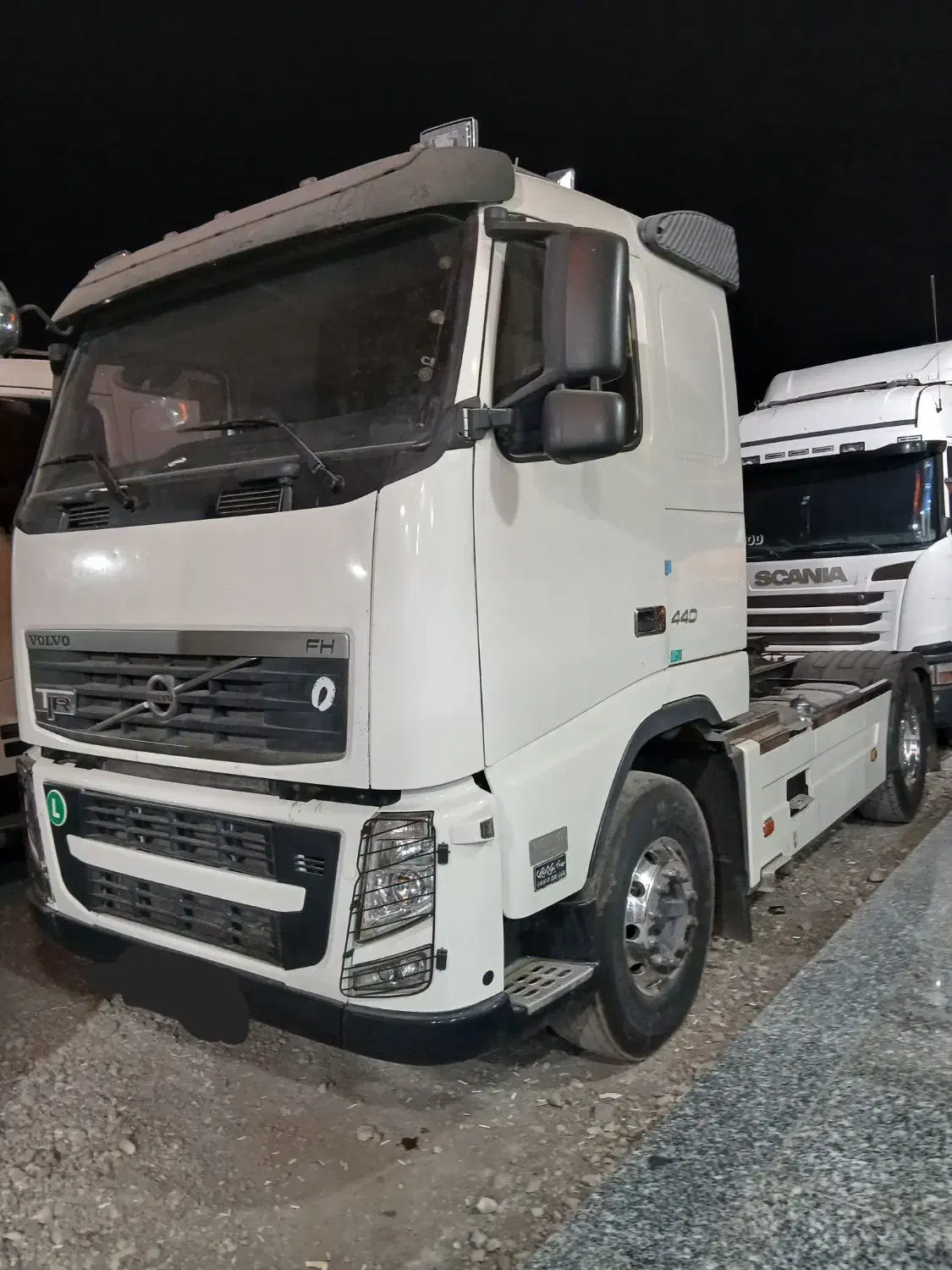 کشنده اف اچ  ۴۴۰ مدل ۹۰ تک محور|خودرو سنگین|سیرجان, |دیوار