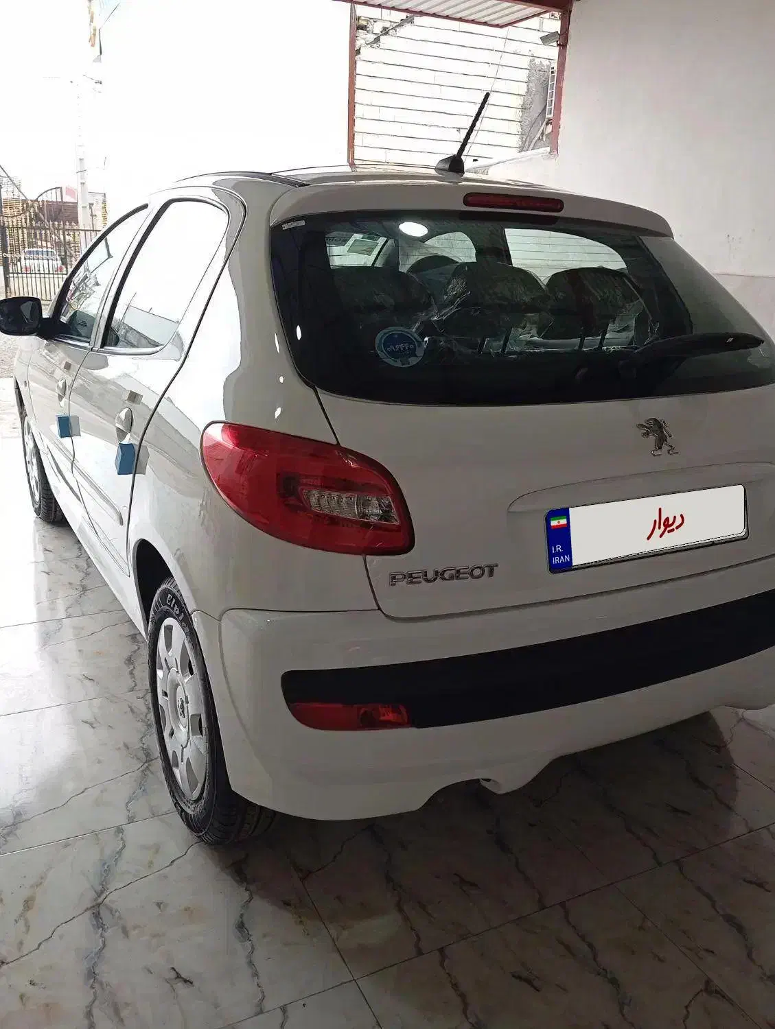 فروشی|خودرو سواری و وانت|اسالم, |دیوار