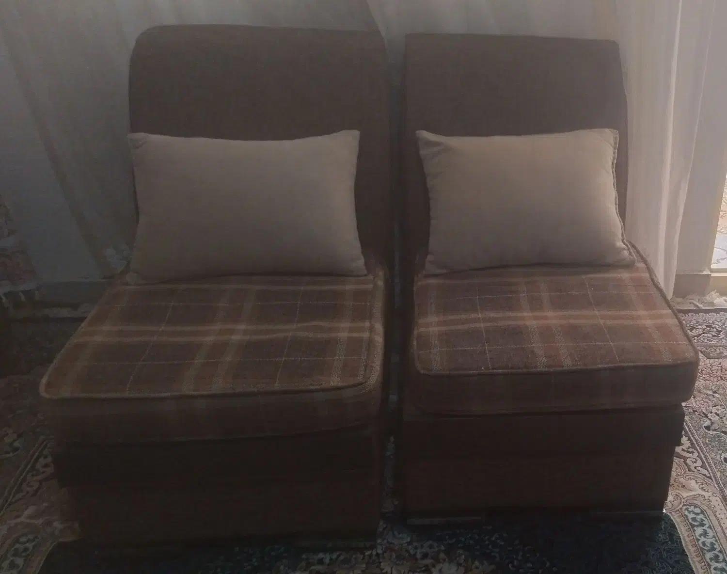 باسلام خسته نباشید عزیزن|مبلمان خانگی و میز عسلی|اراک, |دیوار