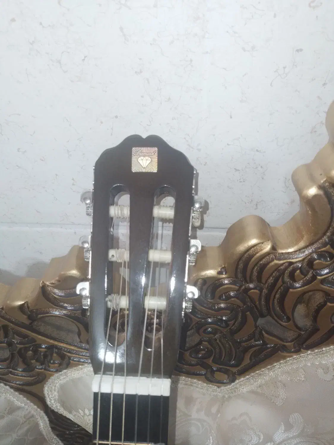 گیتار (نو به همراه کیف|گیتار، بیس، امپلیفایر|لنجان, |دیوار