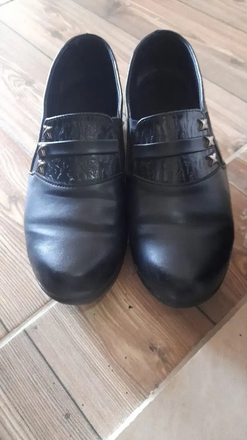 کفش سایزر۴۱|کیف، کفش، کمربند|رشت, نظری|دیوار