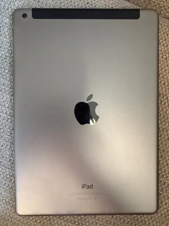 iPad Air 64GB Cellular|تبلت|کرج, کلاک پایین|دیوار