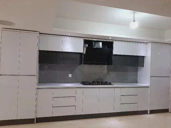 خانه آپارتمانی تک واحدی در خیابان سینما|فروش آپارتمان|ورامین, ورامین|دیوار