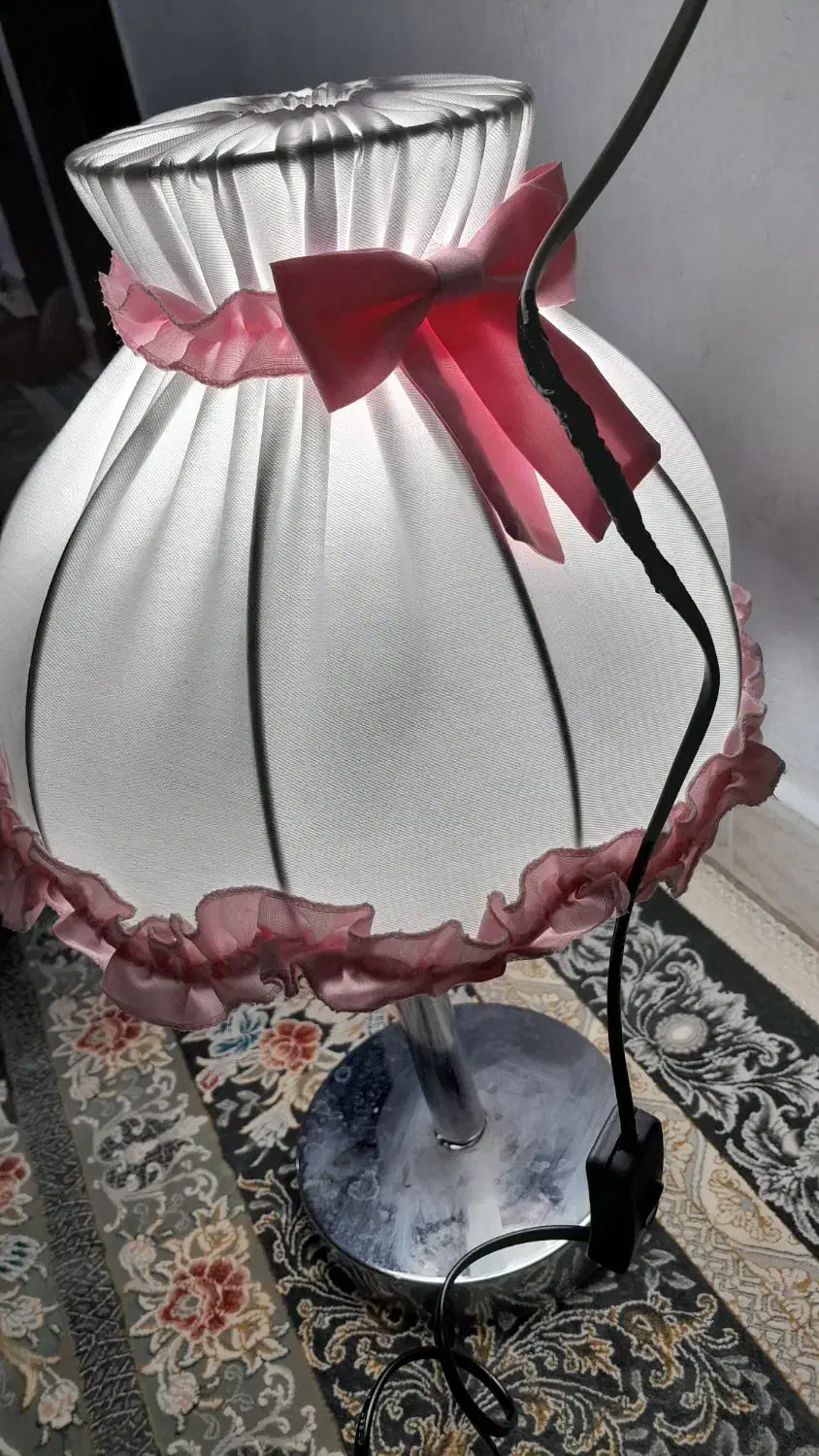 چراغ خواب در حد نو|چراغ خواب و آباژور|محمدشهر, محمدشهر|دیوار