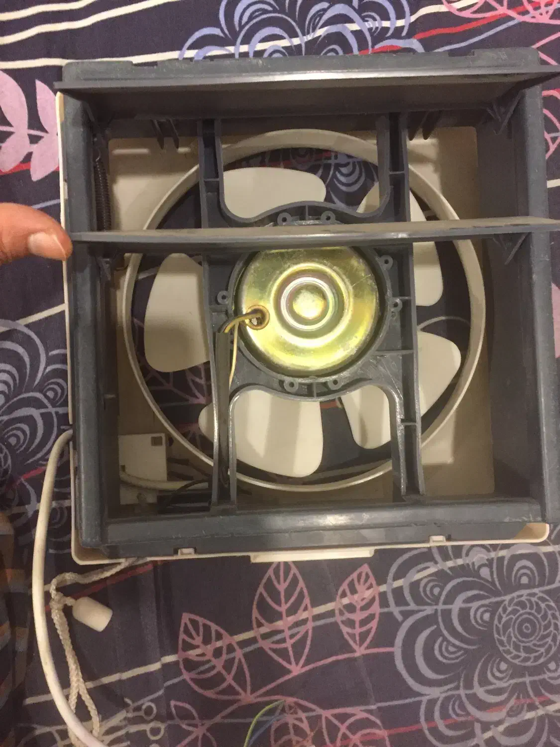 فن هواکش سالنی. کارگاهی.|پنکه و تصفیهکنندهٔ هوا|همدان, |دیوار