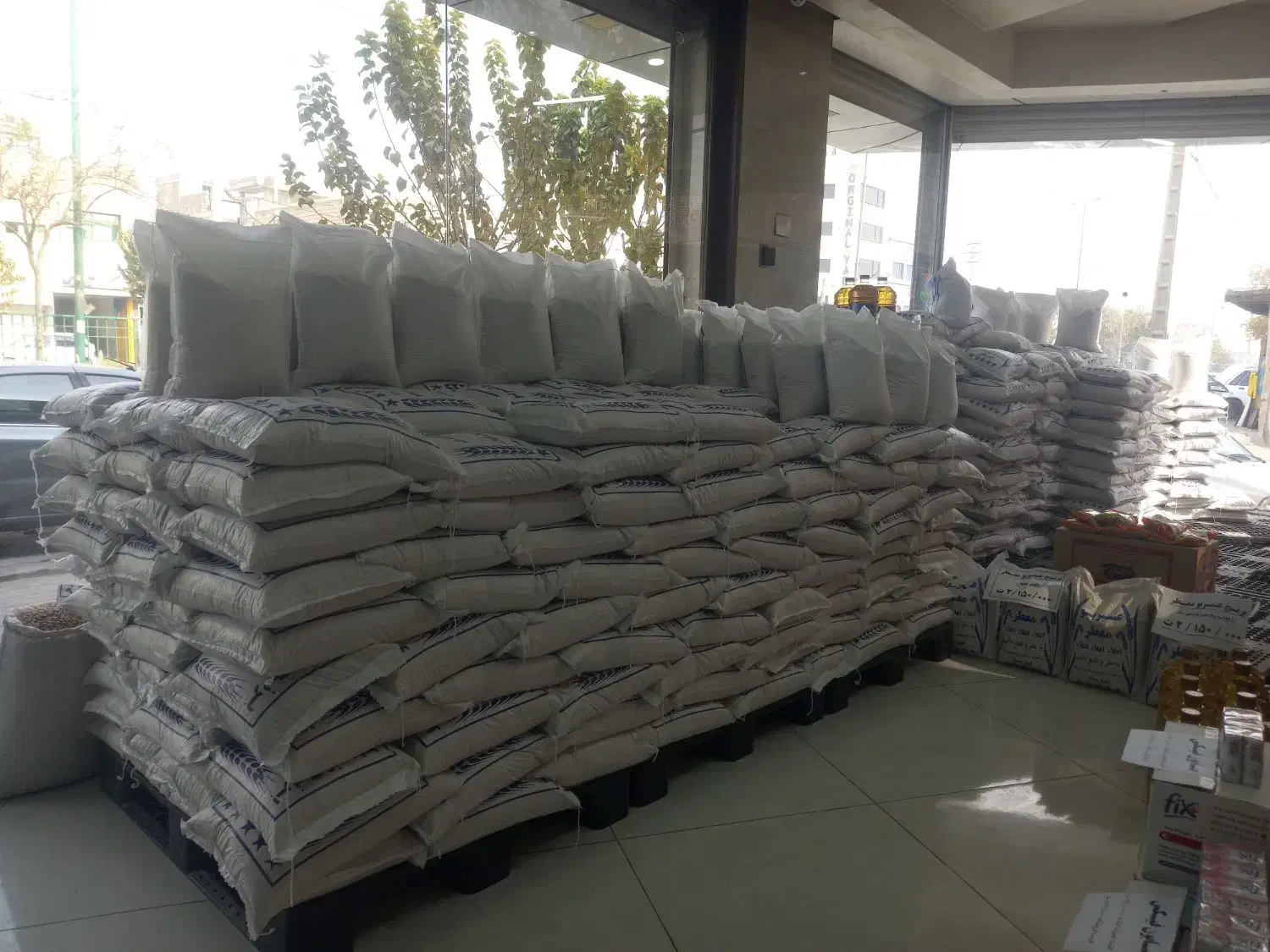 برنج روغن حبوبات قند قیمت عمده|خوردنی و آشامیدنی|اصفهان, باتون|دیوار