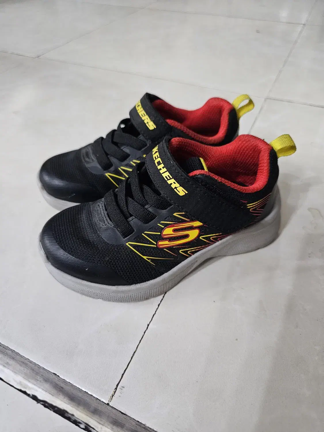 کفش بچگانه|کفش و لباس بچه|هشتگرد, فاز ۱ مهستان|دیوار