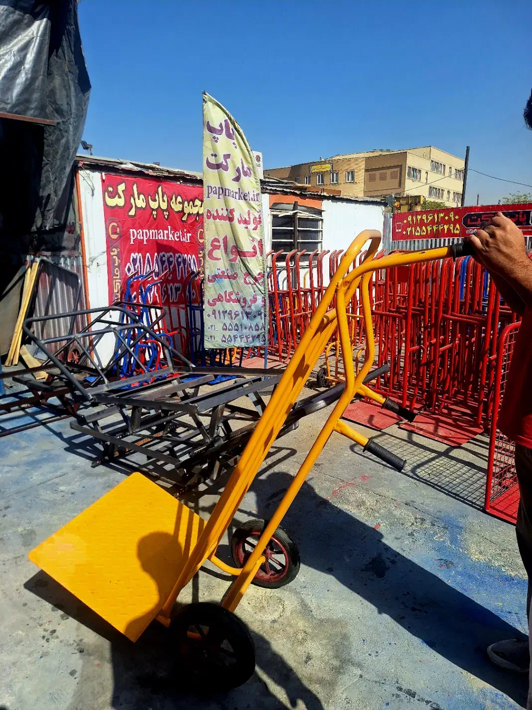 همکار خانم ادمین حضوری منشی جوابگویی تلفن فروشنده|استخدام اداری و مدیریت|ری, بازار آهن|دیوار