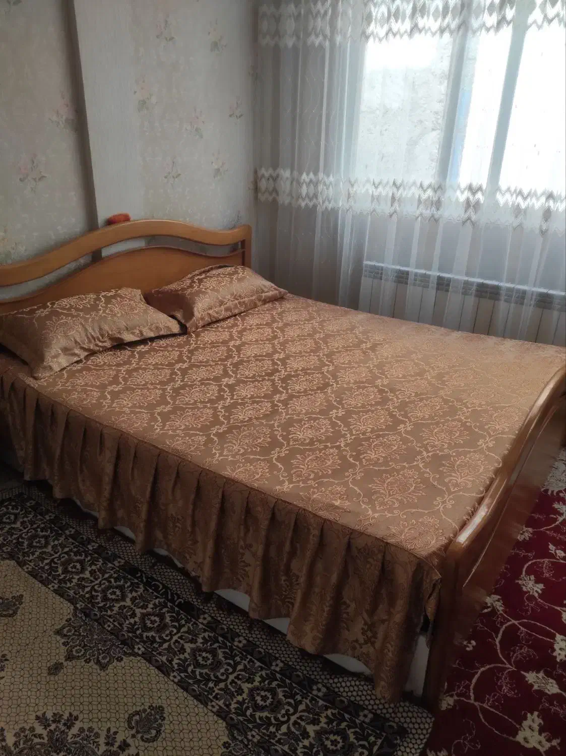 سرویس تخت|تخت و سرویس خواب|مشهد, کارمندان دوم|دیوار