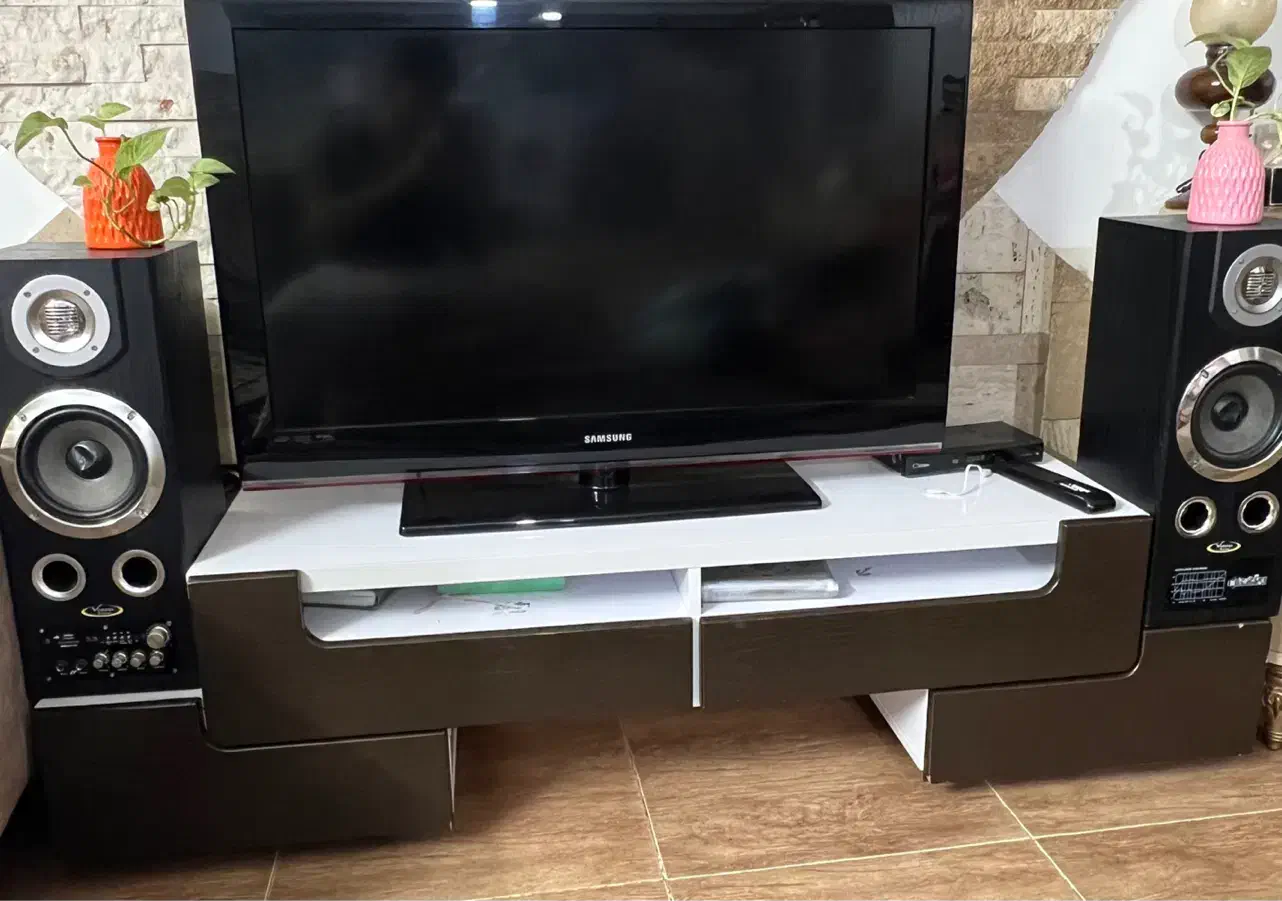 میز تلویزیون با چوب درجه یک فقط۵۰۰ ت|میز تلویزیون|بابل, |دیوار