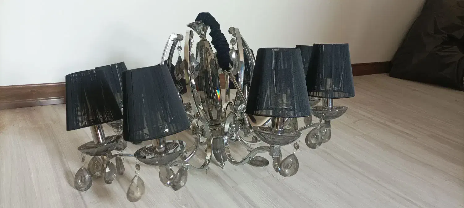 لوستر|لوستر و چراغ آویز|تهران, جوانمردان (اندیشه)|دیوار