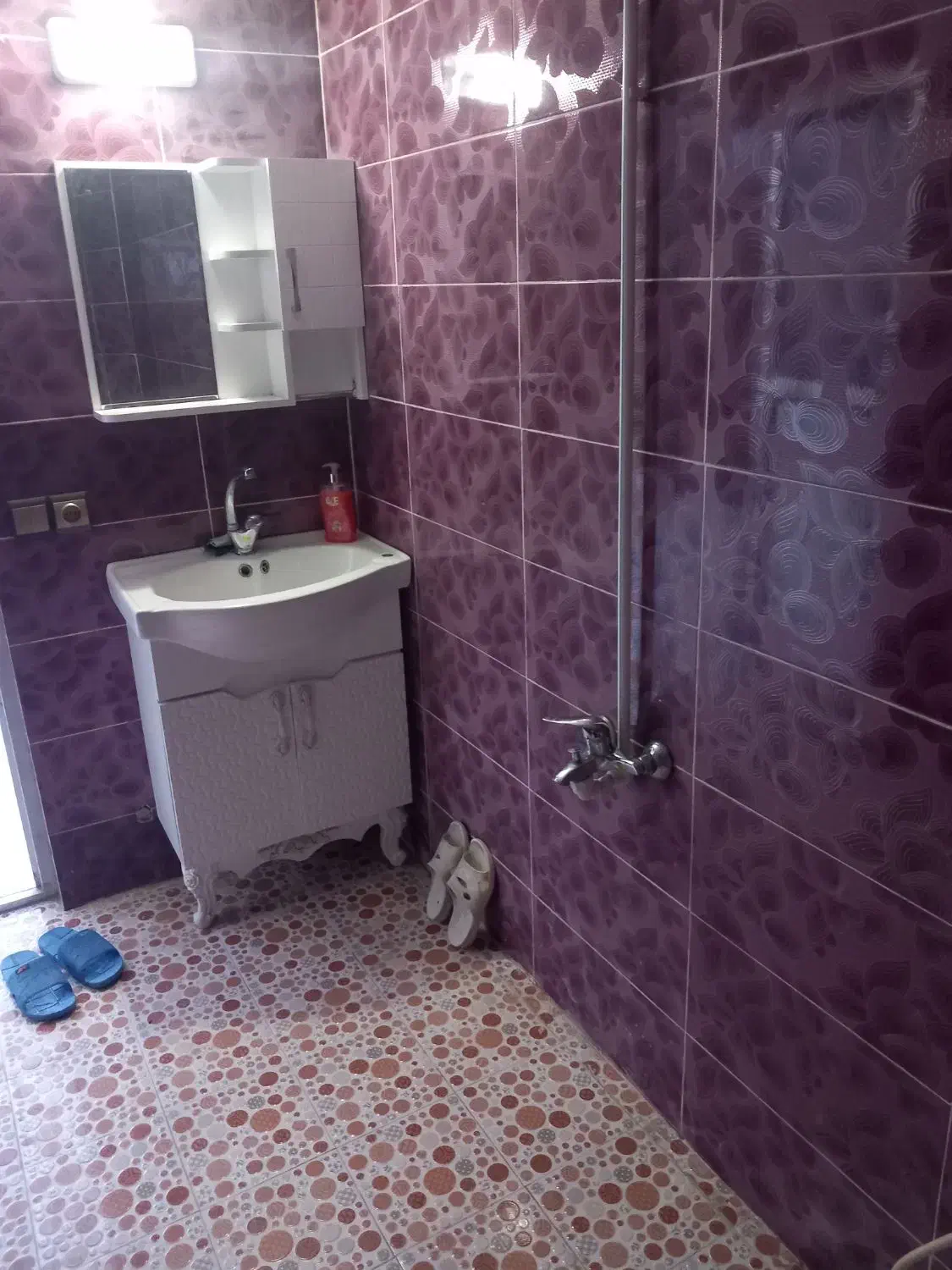 سوئیت اجاره ای برای مسافران روزانه ای|اجارهٔ کوتاه‌مدت آپارتمان و سوئیت|کاشان, لتحر|دیوار