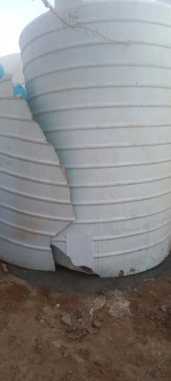 مخازن پلاستیکی شکسته|مصالح و تجهیزات ساختمان|زارچ, |دیوار