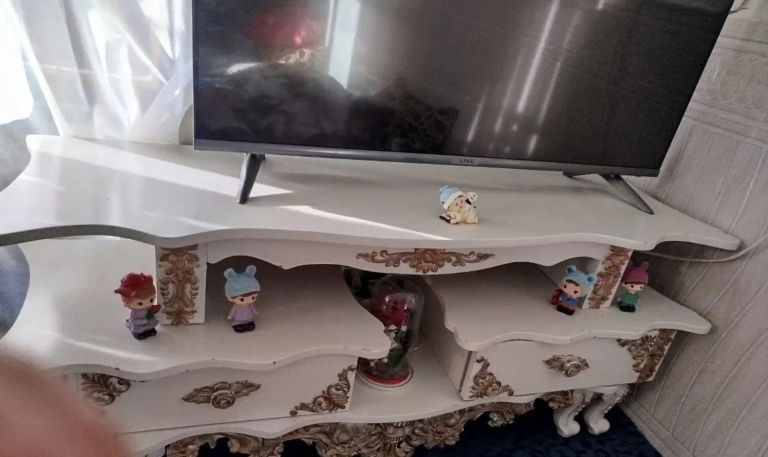 میز تلویزیون|مبلمان خانگی و میز عسلی|چهاربرج, |دیوار