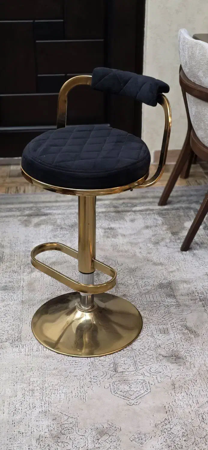 صندلی اپن جک دار|صندلی و نیمکت|لاهیجان, انقلاب|دیوار