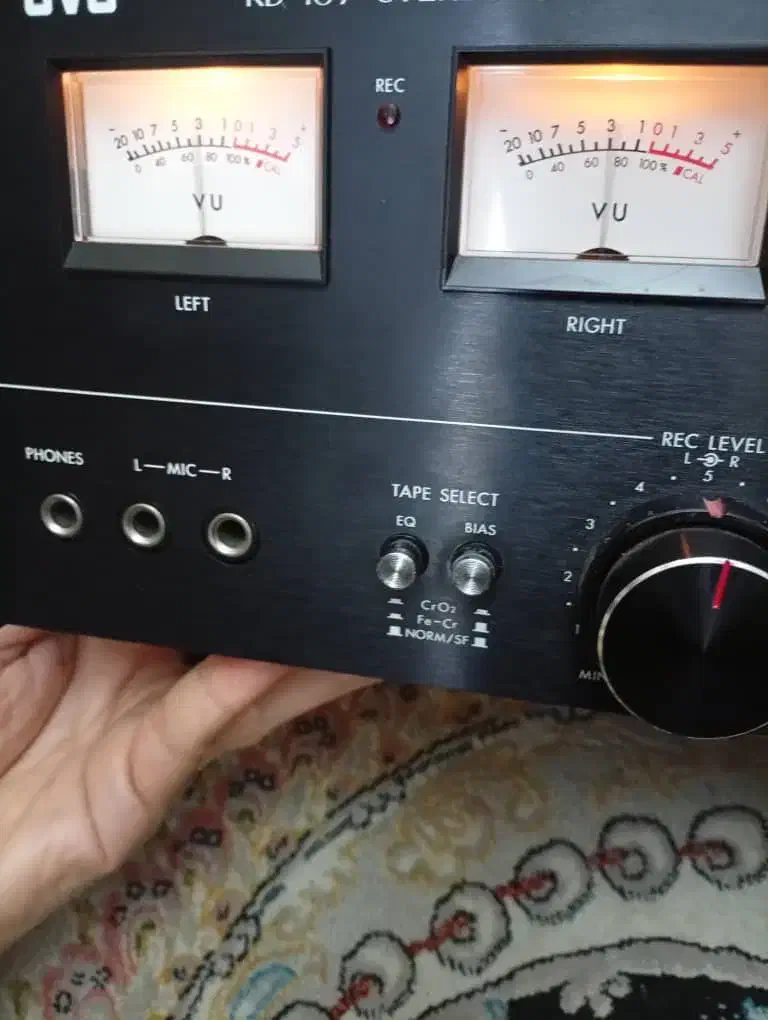 دستگاه ظبط صدا درحد نو اصلا کارنکرده|سیستم صوتی خانگی|تهران, جمالزاده|دیوار